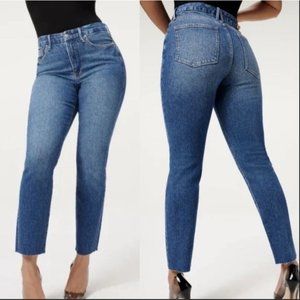 NWT Good American GOOD CLASSIC  Raw Hem High Rise Jeans Blue940 Size 4/27
